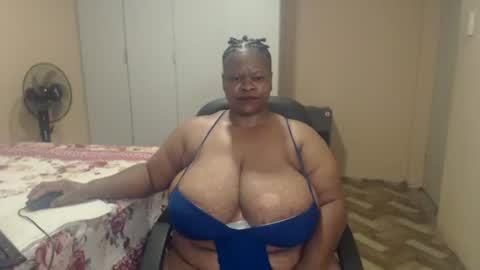 sweetnoziexxx online show from April 1, 3:29 am