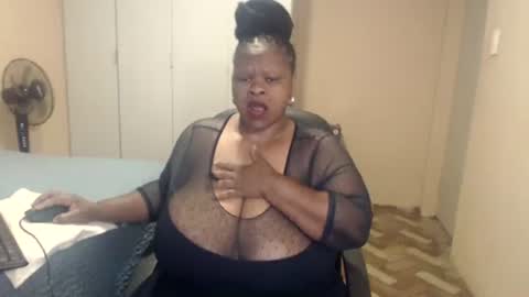 sweetnoziexxx online show from February 18, 5:18 am