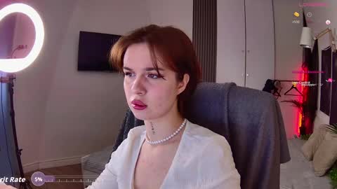 Alice online show from April 18, 8:31 pm