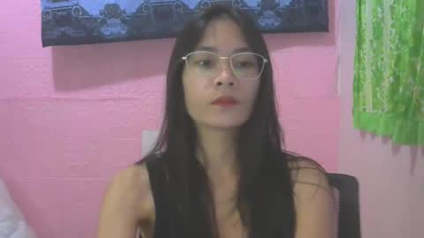 Snapshot of sweetsexygirl20 chatting on October 28, 2:56 am Mia online show from October 28, 2:56 am
