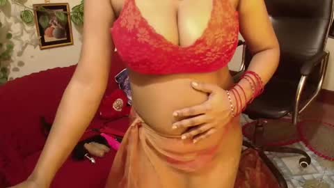 SweetSour online show from April 5, 11:35 pm