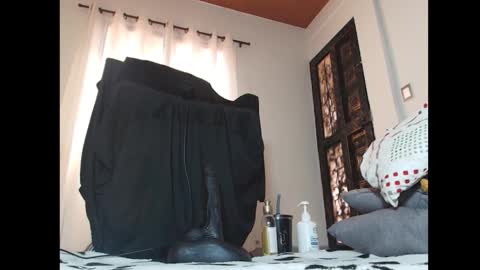 dulce online show from November 22, 4:05 pm