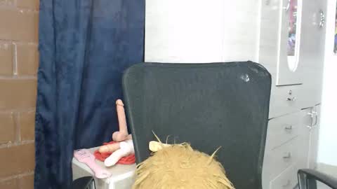 sweett_candy1 online show from October 5, 6:11 am