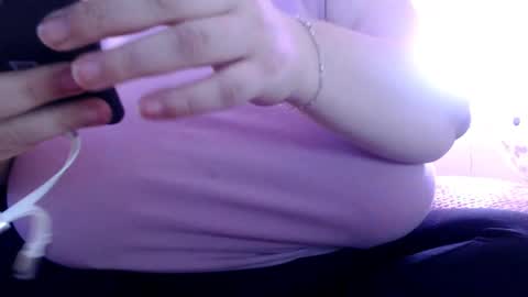 Snapshot of sweettm chatting on March 2, 10:48 pm Maya online show from March 2, 10:48 pm
