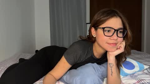  Maddie online show from December 20, 12:06 am