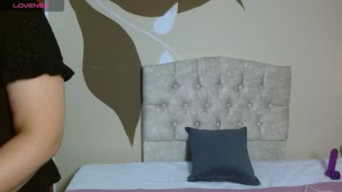 Scarlet online show from October 6, 6:59 pm