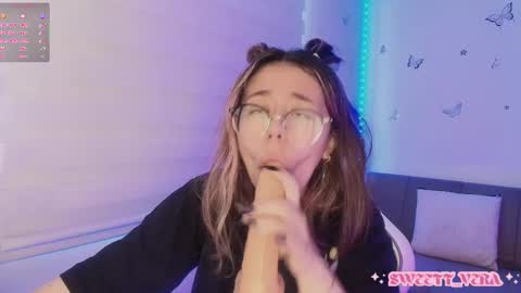 Veronica Independent Model online show from November 24, 1:10 pm