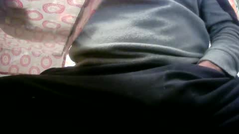 Snapshot of sweetwarrior32 chatting on January 19, 11:10 pm Ricky32 online show from January 19, 11:10 pm