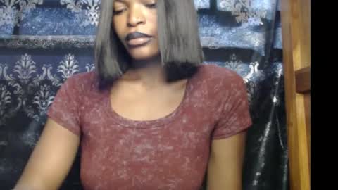 sweetxxboobsx online show from December 20, 11:39 am