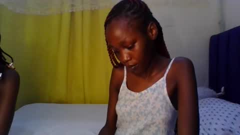 Vickky online show from April 18, 7:58 pm