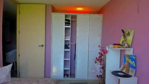 swettcabol online show from September 10, 6:53 pm