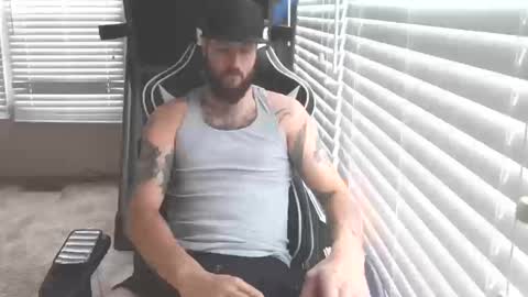 Snapshot of swoozy_ chatting on October 10, 5:19 pm swoozy_ online show from October 10, 5:19 pm