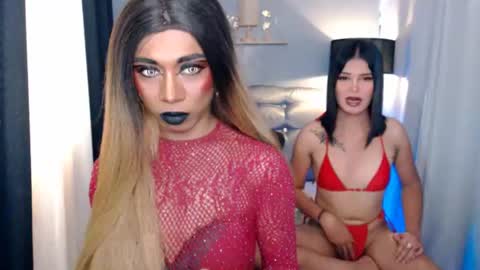 sylviafoxxx online show from June 11, 3:26 am