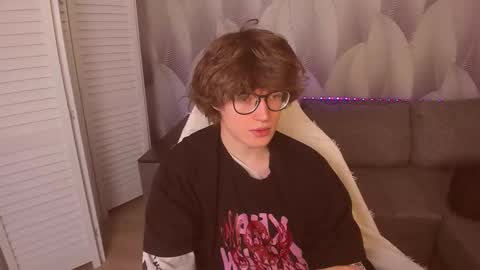 syndydels online show from February 11, 3:27 pm