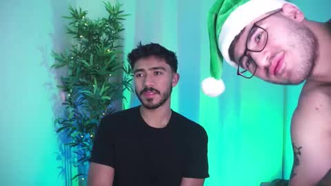 t0ny_wylie online show from November 22, 11:41 am