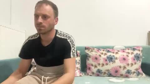 Alice online show from April 6, 9:27 pm