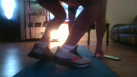 tacrunner66_ online show from June 22, 2:02 pm