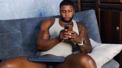 Tairon Tucke online show from January 14, 8:52 am