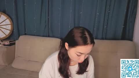 Soo Ying online show from January 17, 8:17 pm