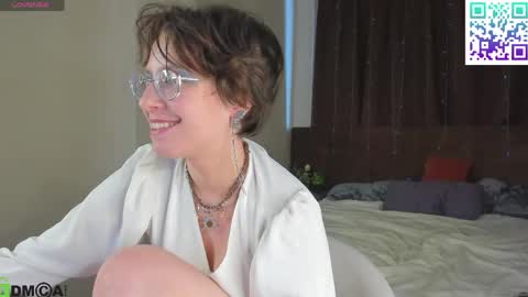 Jean online show from April 14, 8:06 am