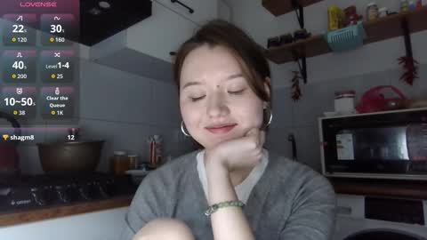 Lily online show from November 26, 2:36 pm