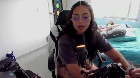  kalagr online show from November 13, 8:33 pm