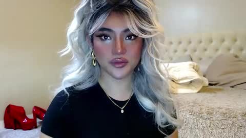 Lena online show from January 25, 2:58 pm