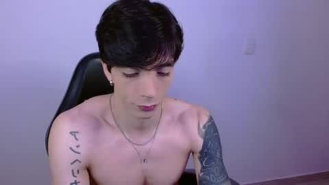 takeru___ online show from November 30, 12:18 am