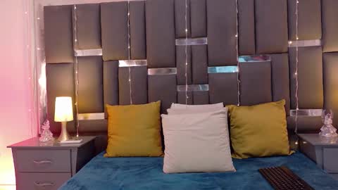 tali  online show from February 23, 6:54 pm