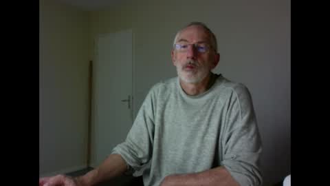 Jack Pierrot online show from October 20, 6:46 pm