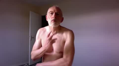 Jack Pierrot online show from May 25, 6:58 pm