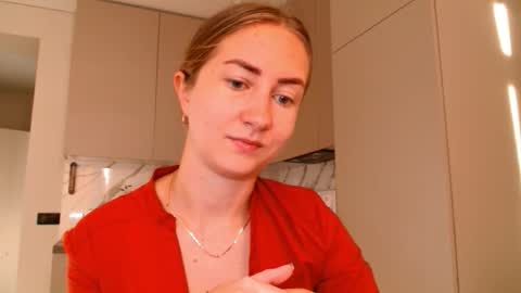  Kira  online show from November 4, 6:37 am