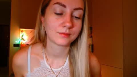  Kira  online show from February 11, 7:01 am