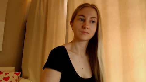  Kira  online show from March 3, 12:39 pm