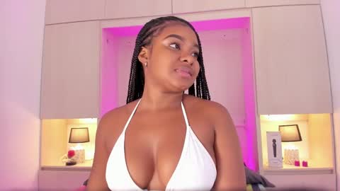 Tami online show from February 17, 5:01 pm