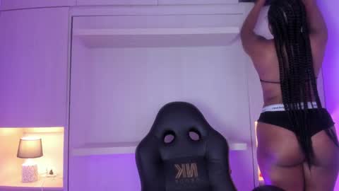 Tami online show from October 14, 7:50 pm