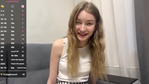 Melissa online show from April 9, 12:44 pm