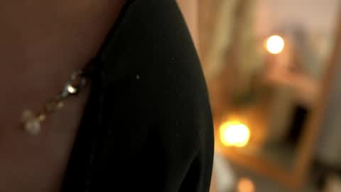 Tamy online show from May 3, 1:22 am