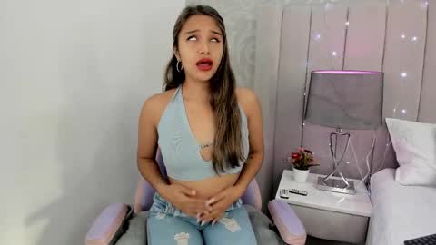 Snapshot of taniacarterr chatting on March 3, 12:06 pm TaniaCarter online show from March 3, 12:06 pm