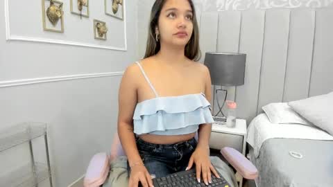 Snapshot of taniacarterr chatting on September 9, 11:32 am TaniaCarter online show from September 9, 11:32 am