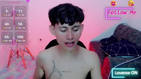 Snapshot of tanjiro_cute chatting on January 18, 4:26 am Andres online show from January 18, 4:26 am