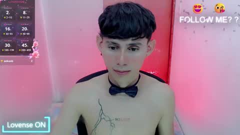 Snapshot of tanjiro_cute chatting on February 15, 5:09 am Andres online show from February 15, 5:09 am