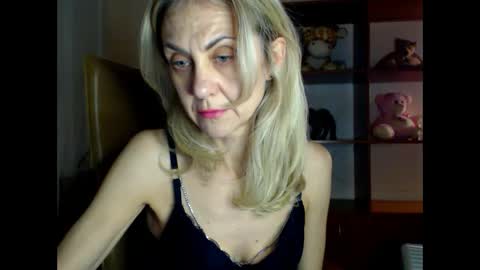 tanya online show from December 25, 1:51 pm