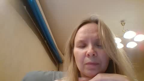 tanystar online show from December 3, 4:29 pm