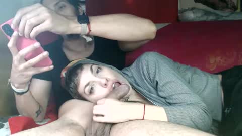 T  J   online show from April 21, 1:18 pm