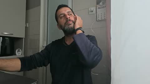 tarkan198 online show from November 12, 8:05 am