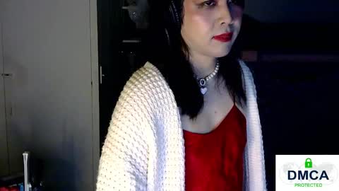 TashaKai online show from February 4, 1:27 pm