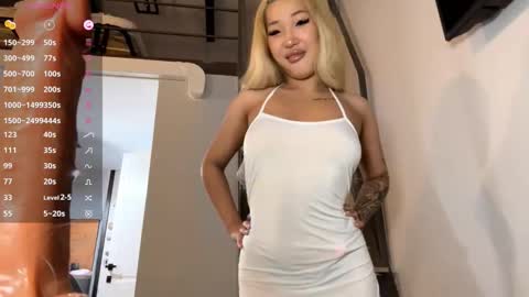 Viola online show from February 4, 5:06 pm