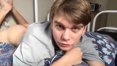 tasteithorny online show from November 3, 9:43 am