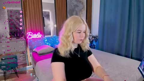 Ann online show from February 15, 2:26 am